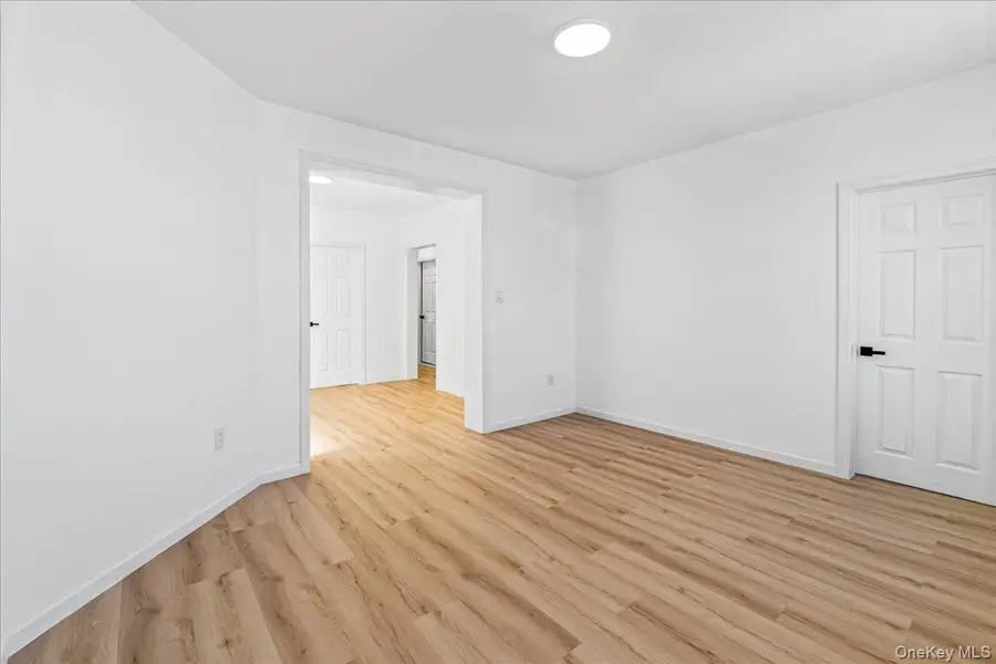 9524 112th Street, South Richmond Hill, NY 11419 - Image #3