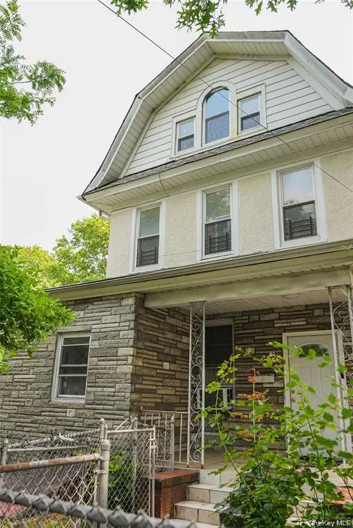 8520 85th Road, Woodhaven, NY 11421 - Image #2