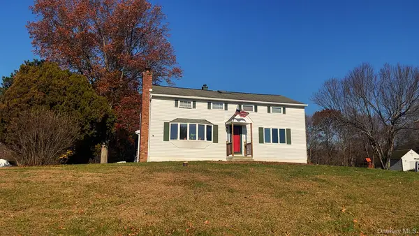 45 Tina Lane, Hopewell Junction, NY 12533