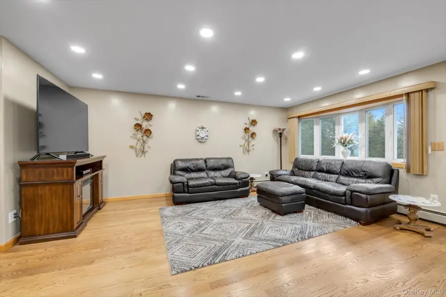 326 4th Street, East Northport, NY 11731 - Image #2