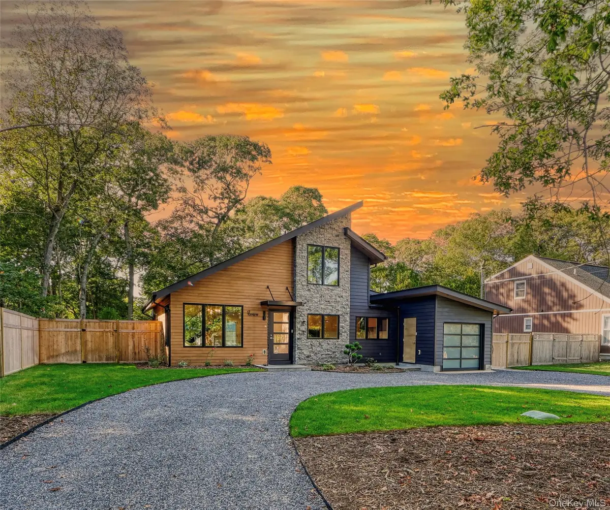 17 Heather Drive, Remsenburg, NY 11960 - Image #1