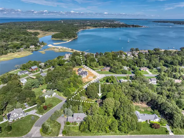 240 August Lane, Greenport, NY 11944