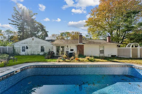 43 Millbrook Drive, Brookhaven, NY 11790