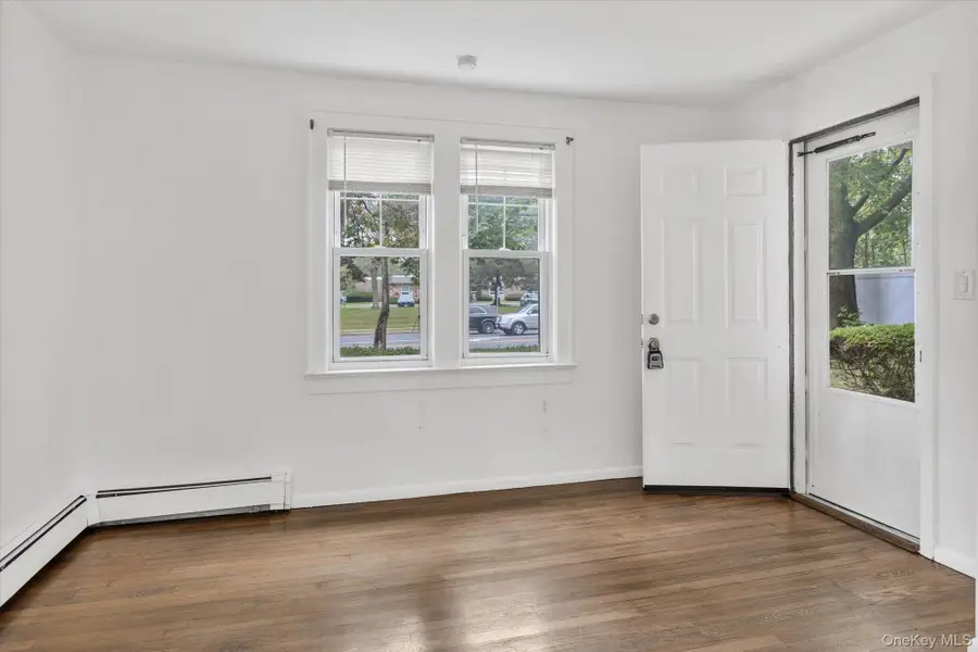 813 Park Avenue, Huntington, NY 11743 - Image #3