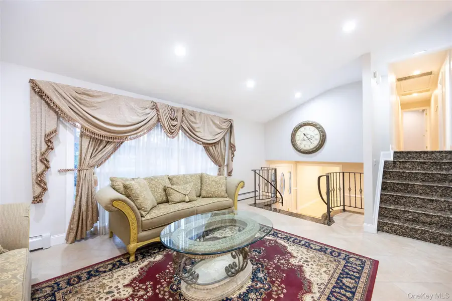 36 Red Spring Lane, Glen Cove, NY 11542 - Image #3