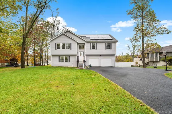 5 Oak Ridge Road, Middletown, NY 10940