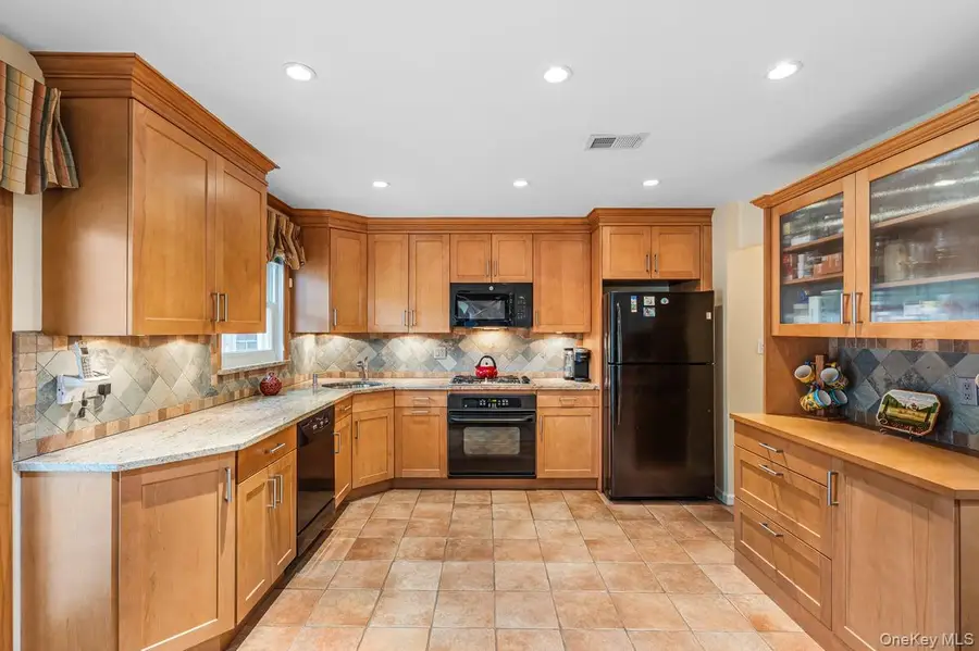 2318 A Corporal Kennedy Street #95, Bayside, NY 11360 - Image #3