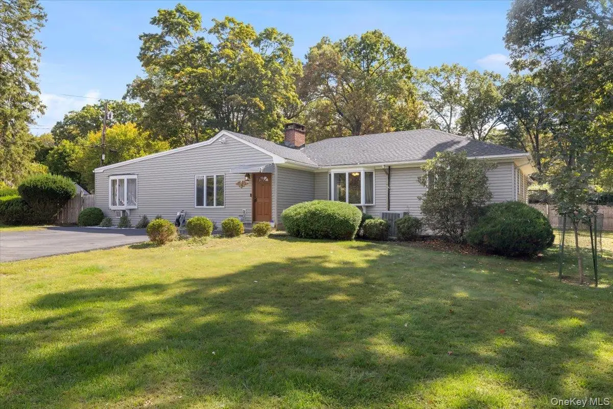 21 Van Orden Avenue, Suffern, NY 10901 - Image #1