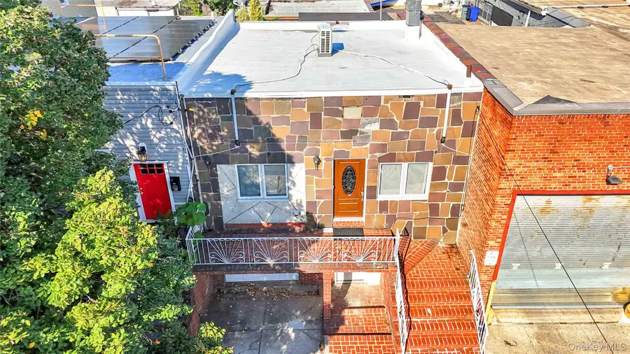 48-12 37 Street, Long Island City, NY 11101 - Image #2