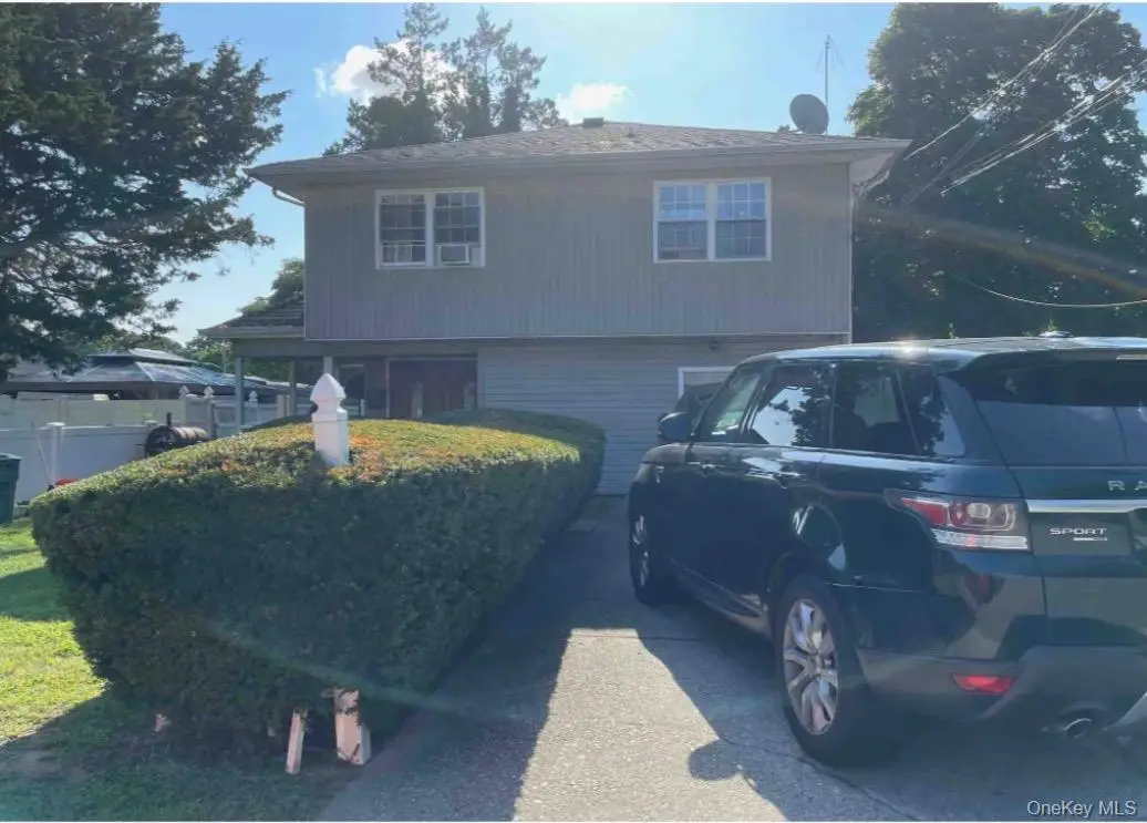 128 N 17th Street, Wheatley Heights, NY 11798 - #1