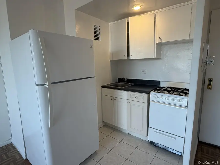 Address Withheld By Seller, Kew Gardens, NY 11415 - #3