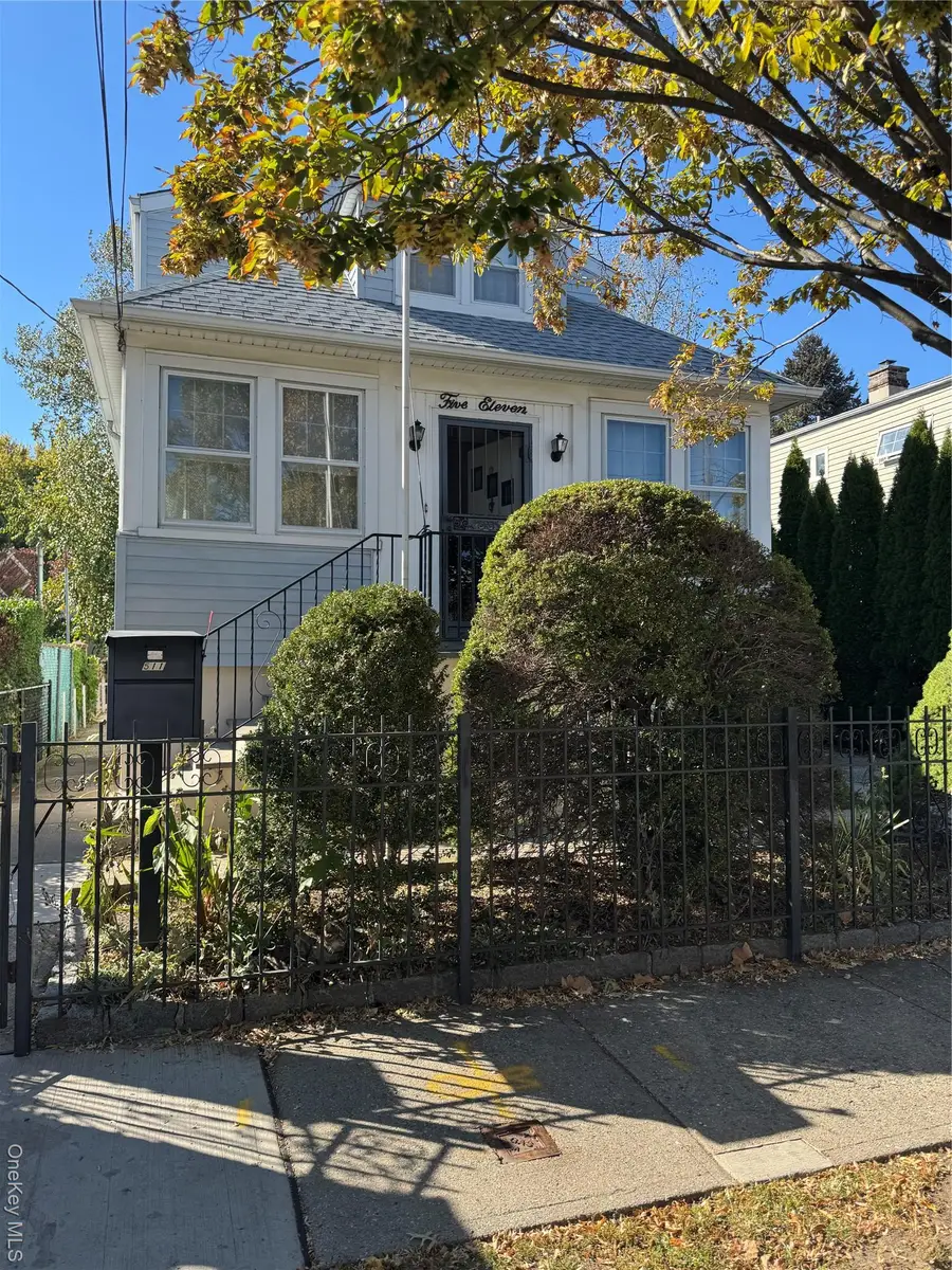 511 Bolton Avenue, Bronx, NY 10473 - Image #2