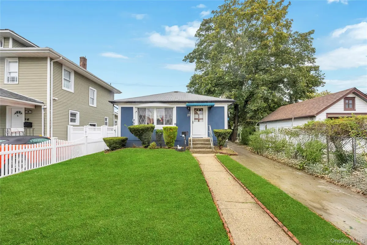 39 Botsford Street, Hempstead, NY 11550 - Image #1