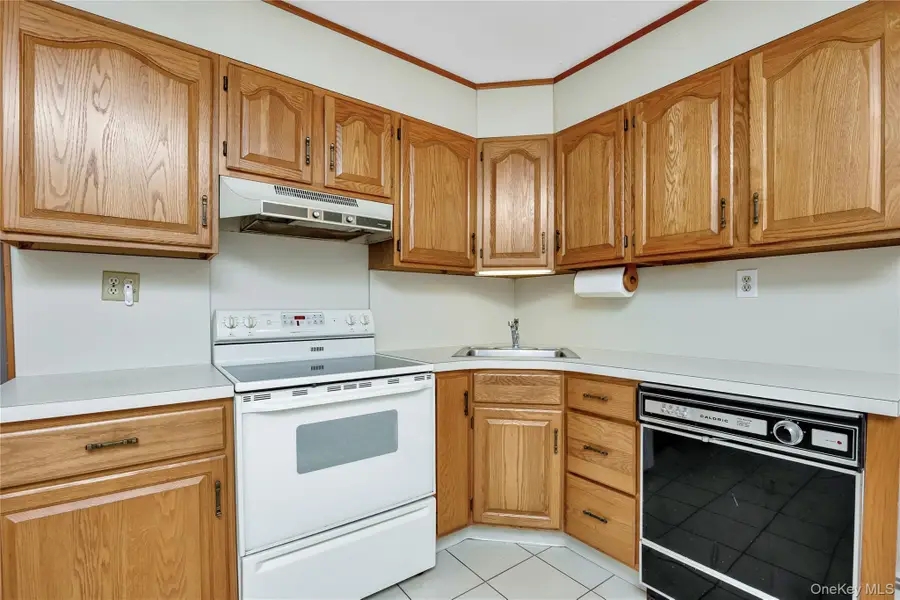 45 Shotgun Lane, Levittown, NY 11756 - Image #3