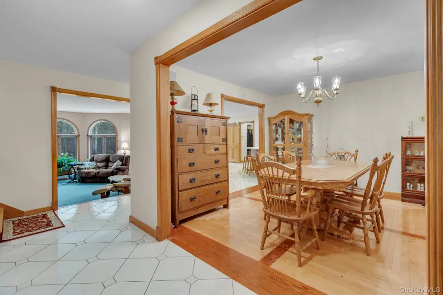 501 Wading River Road, Manorville, NY 11949 - Image #3