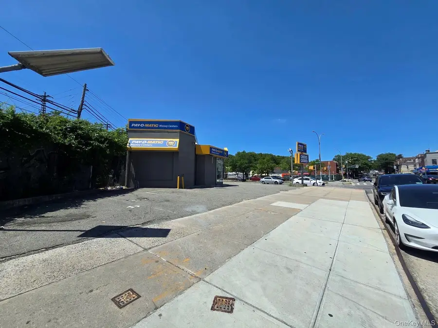 68-12 Queens Boulevard, Woodside, NY 11377 - Image #3