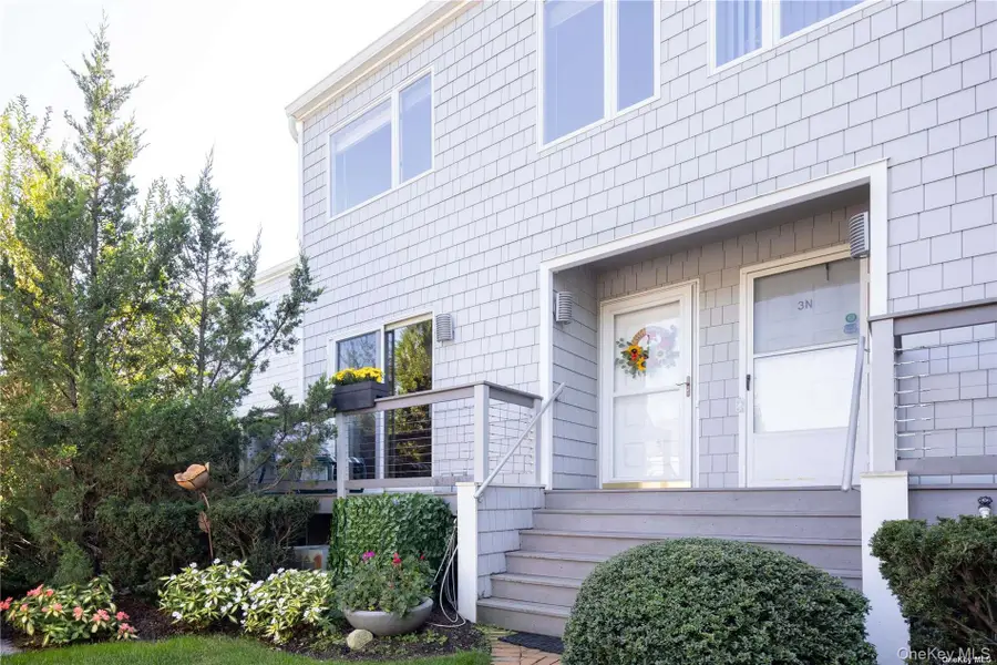 2820 Shipyard Lane #3M, East Marion, NY 11939 - Image #2