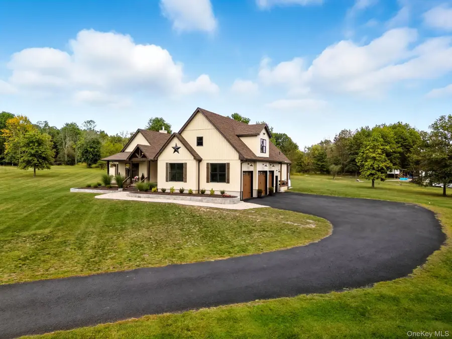 11 Knolls Road, Wallkill, NY 12589 - #2