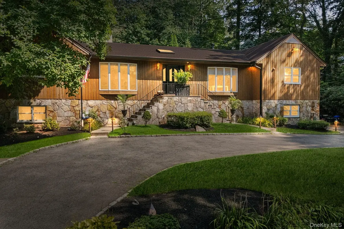 23 Medford Lane, Scarsdale, NY 10583 - #1