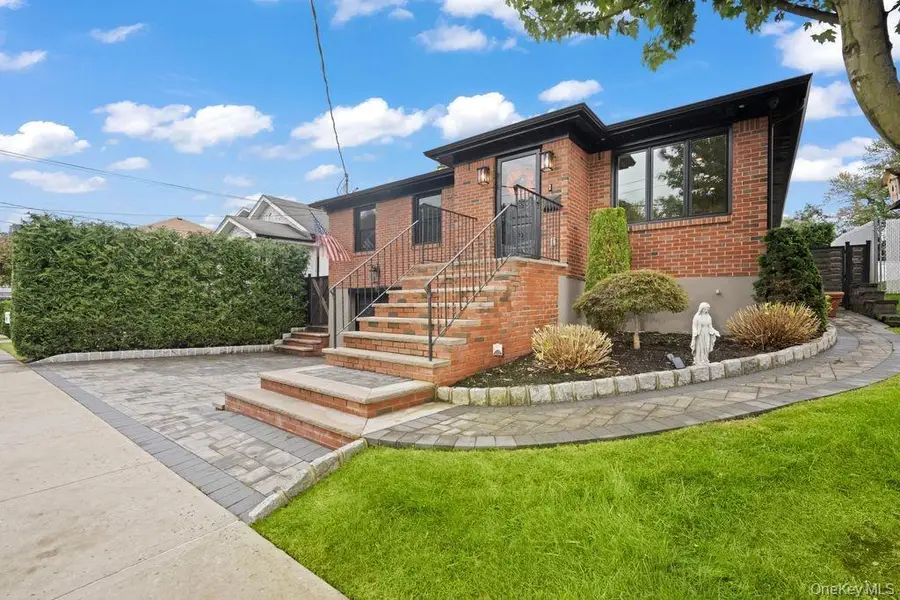 93 Beacon Avenue, Staten Island, NY 10306 - Image #3