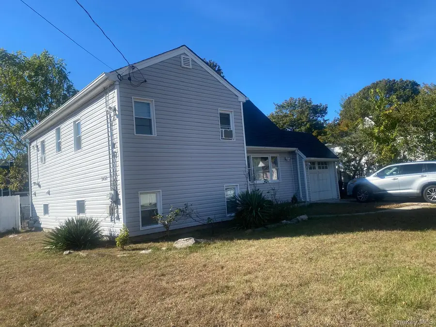 1452 Peters Boulevard, Bay Shore, NY 11706 - Image #2