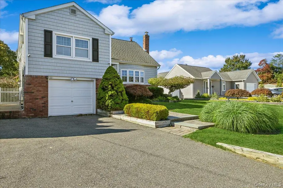 1328 Oneida Avenue, North Bellmore, NY 11710 - Image #3