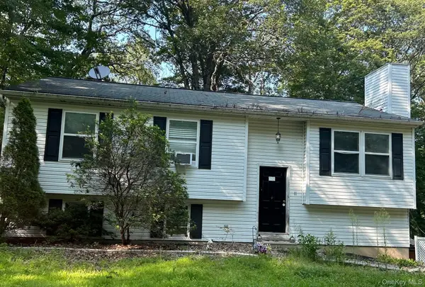 11 Park Lane, Holmes, NY 12531
