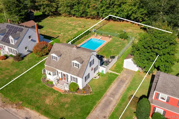 28 (aka 710) Sound Road, Greenport, NY 11944