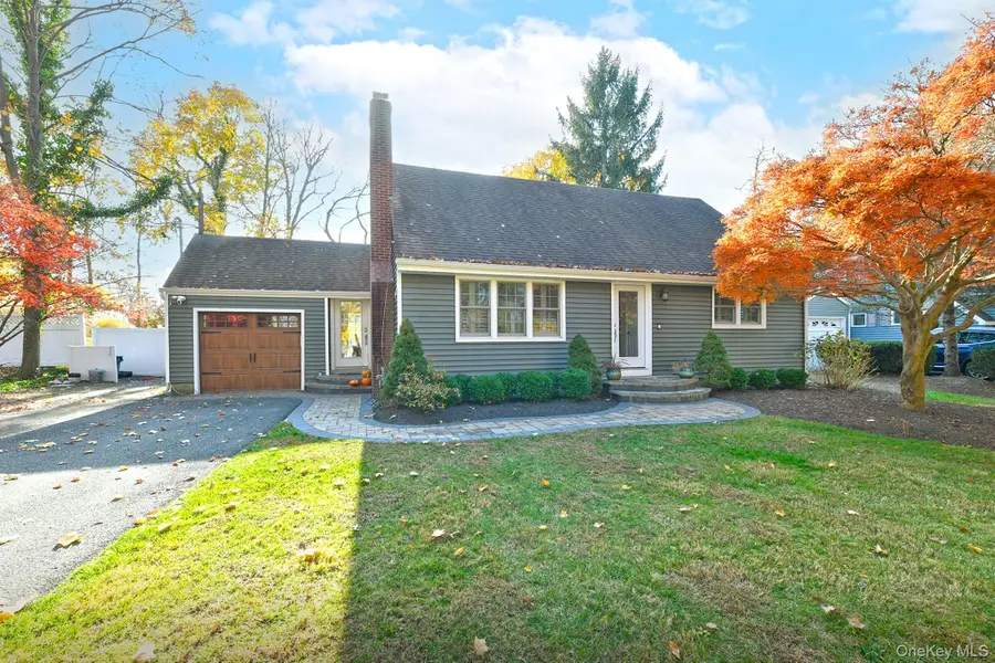 12 Darling Avenue, Smithtown, NY 11787 - #3