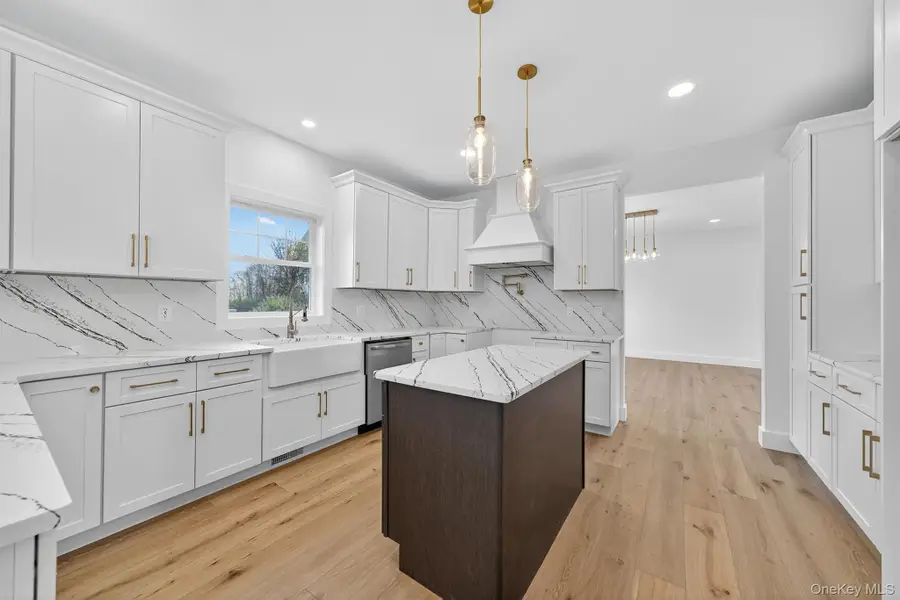 8 Bills Lane, Milton, NY 12547 - Image #2