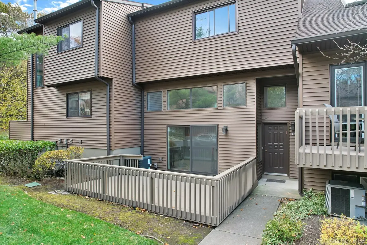 17 Timberline Drive, Nanuet, NY 10954 - Image #1