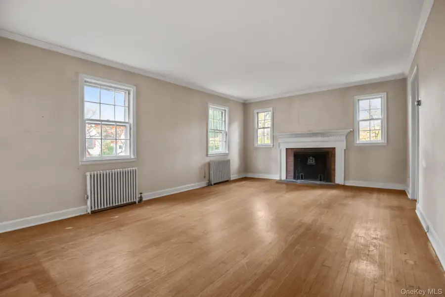 8 Concord Avenue, Larchmont, NY 10538 - Image #2