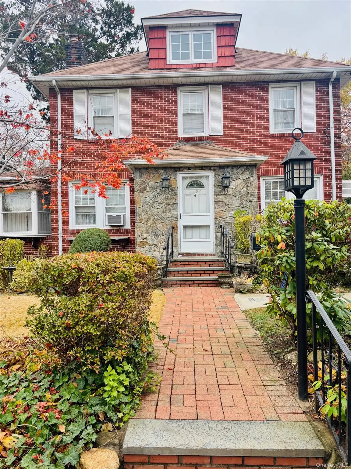 4607 Concord Avenue, Great Neck, NY 11020 - Image #1