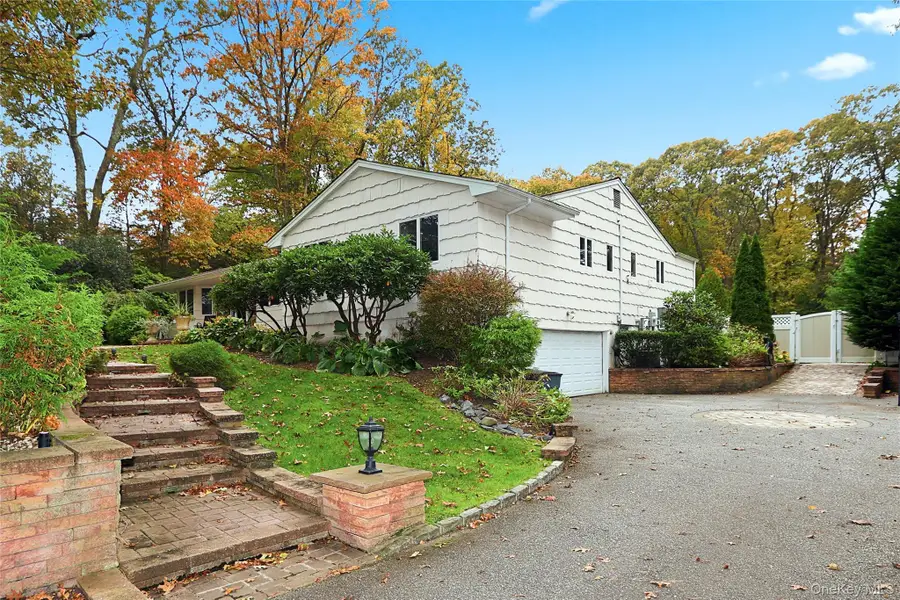 5 Fieldway Court, Huntington, NY 11743 - Image #3