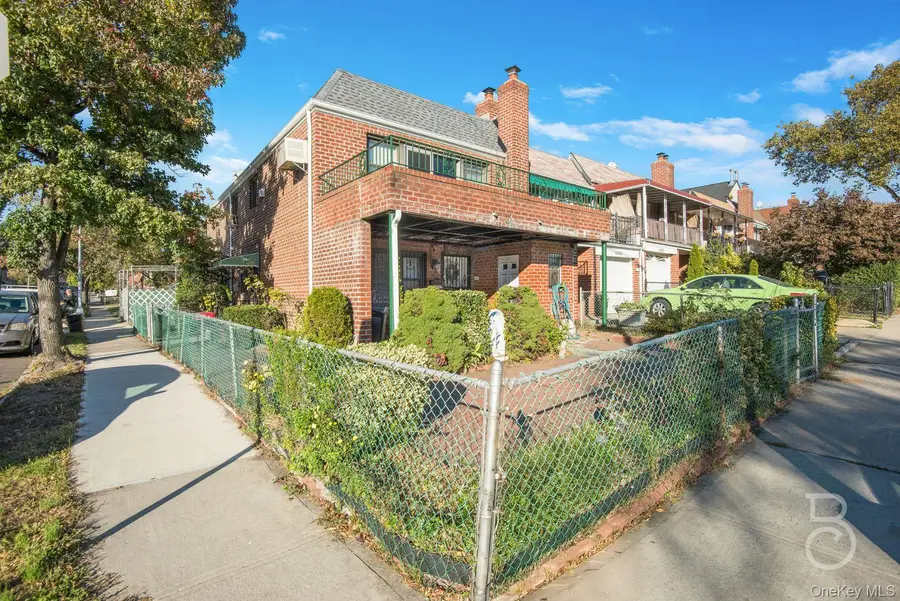 63-01 Borden Avenue, Maspeth, NY 11378 - Image #2