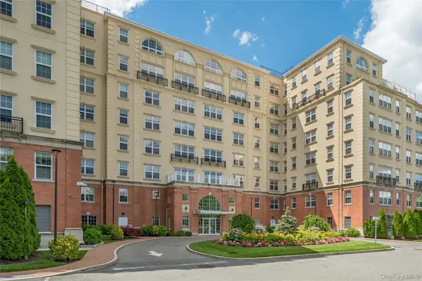 10 Byron Place #306, Larchmont, NY 10538