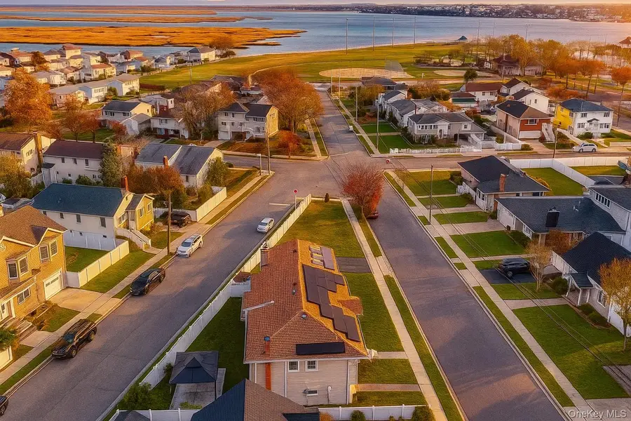 175 Hamilton Avenue, Island Park, NY 11558 - Image #3