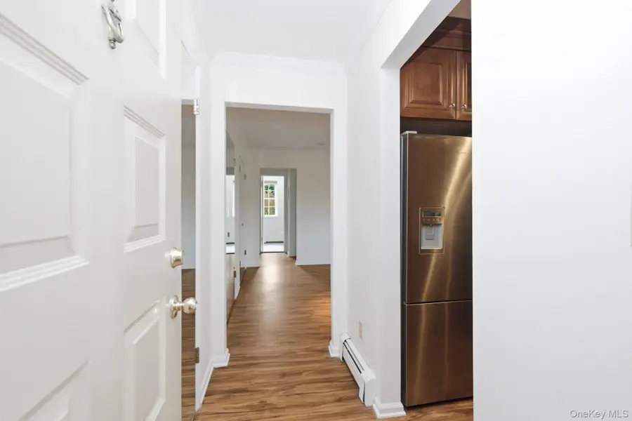 66 Foxwood Circle, Mount Kisco, NY 10549 - #2
