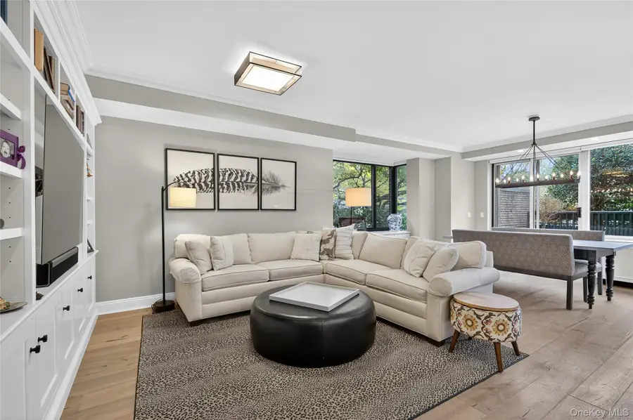 100 Hilton Avenue #M32, Garden City, NY 11530 - Image #2