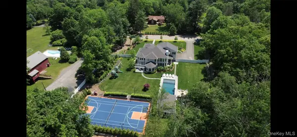 18 East Lane, Spring Valley, NY 10977