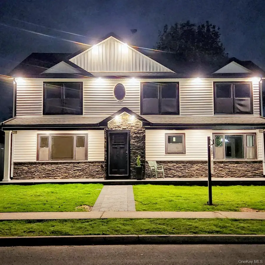 38 Heather Lane, Levittown, NY 11756 - Image #2