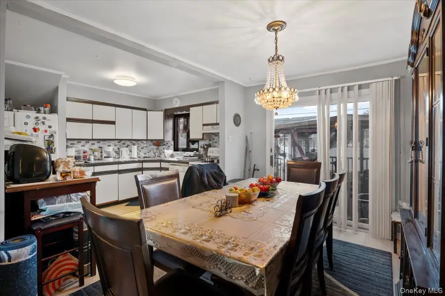 26 Bradford Lane, Bethpage, NY 11714 - Image #3