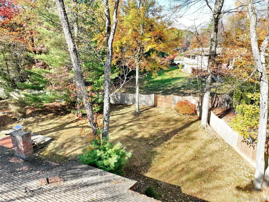 13 Lomond Avenue, Chestnut Ridge, NY 10977 - Image #3