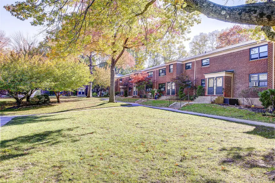 219-28 75 Avenue #247B1, Oakland Gardens, NY 11364 - Image #2