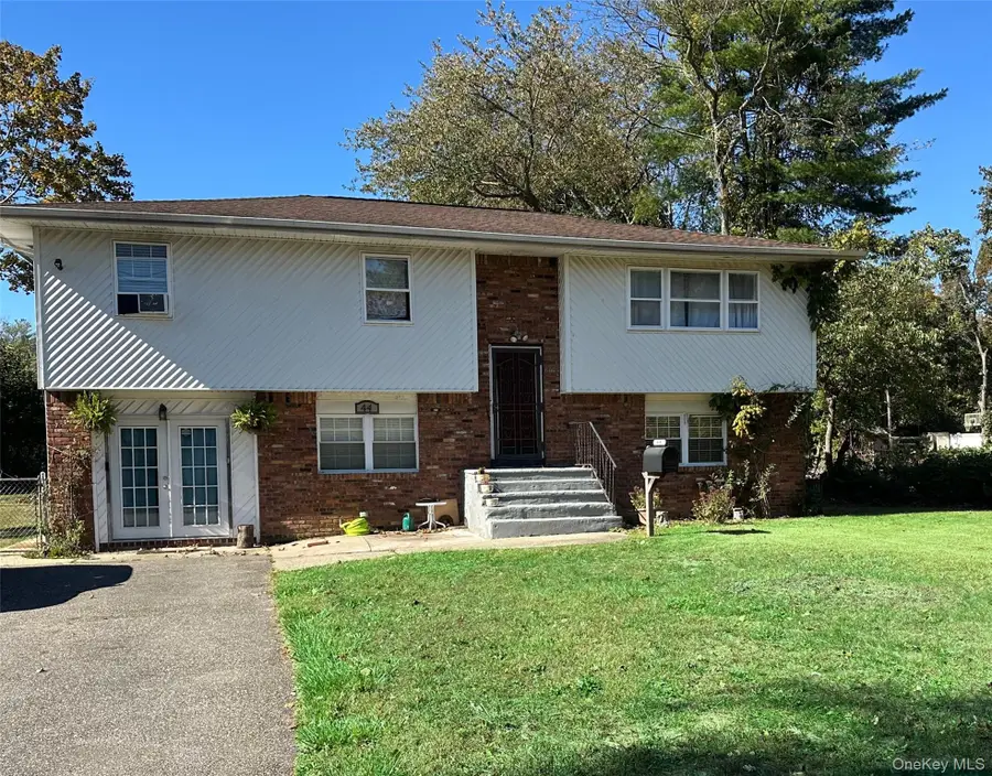 44 3rd Street, Brentwood, NY 11717 - Image #2