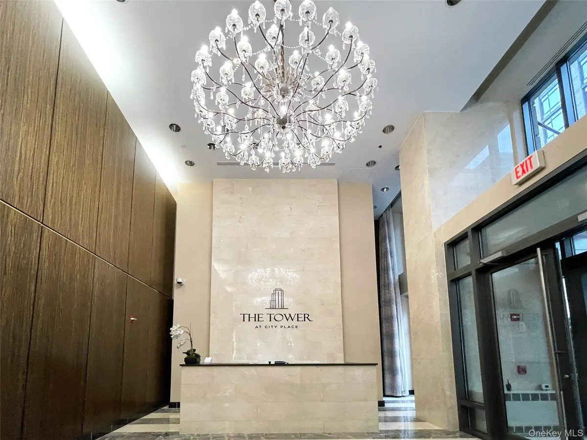 10 City Place #PH2C, White Plains, NY 10601 - Image #1