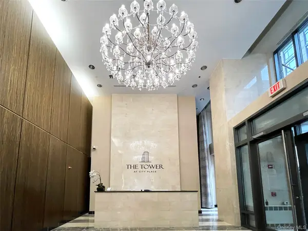 10 City Place #PH2C, White Plains, NY 10601