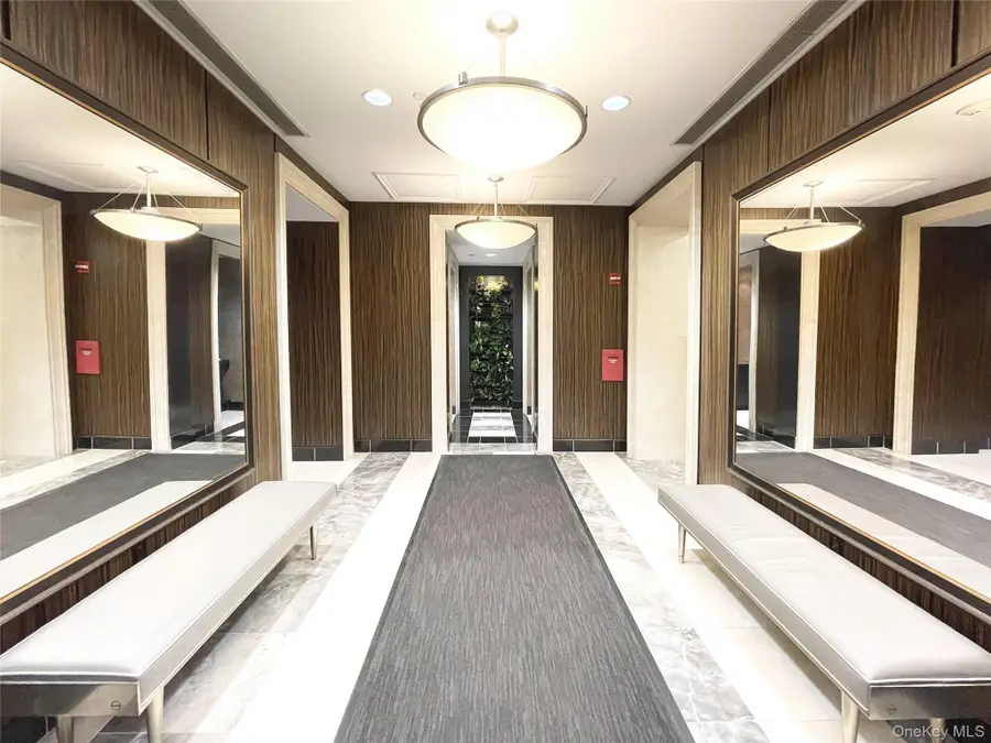 10 City Place #PH2C, White Plains, NY 10601 - Image #3