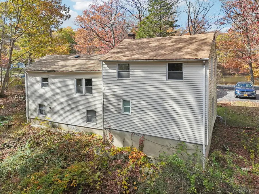 45 E Green Road, Rock Tavern, NY 12575 - Image #3