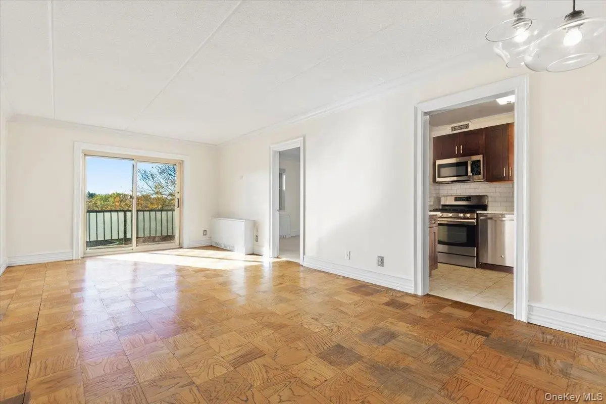 470 Halstead Avenue #5E, Harrison, NY 10583 - Image #1